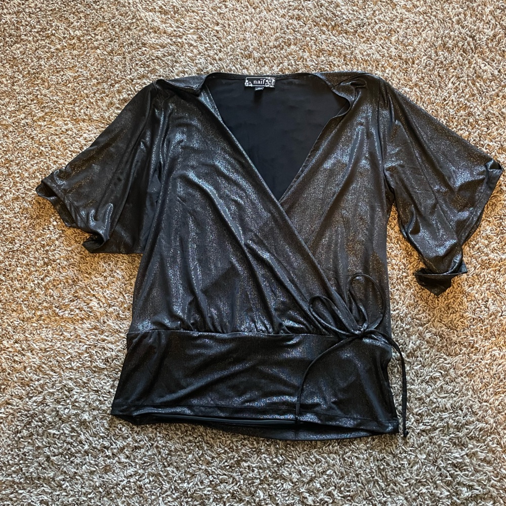 Short sleeve women’s blouse